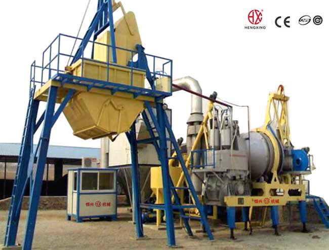 移動(dong)強制式瀝青(qīng)混凝土攪拌(bàn)設備